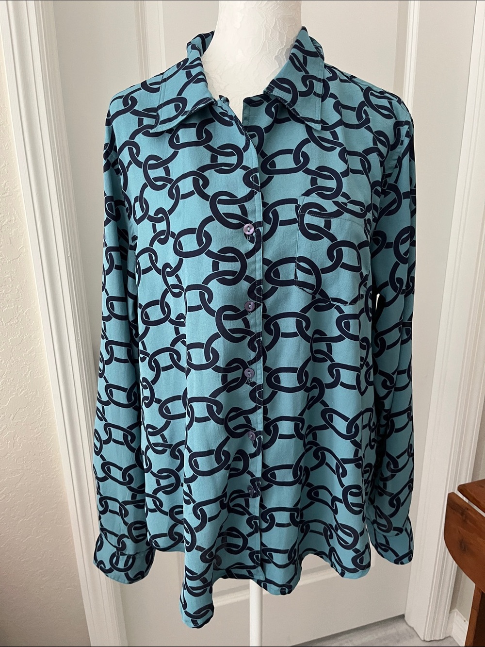 Larsen Gray Teal Blouse with Navy Chain Link Print